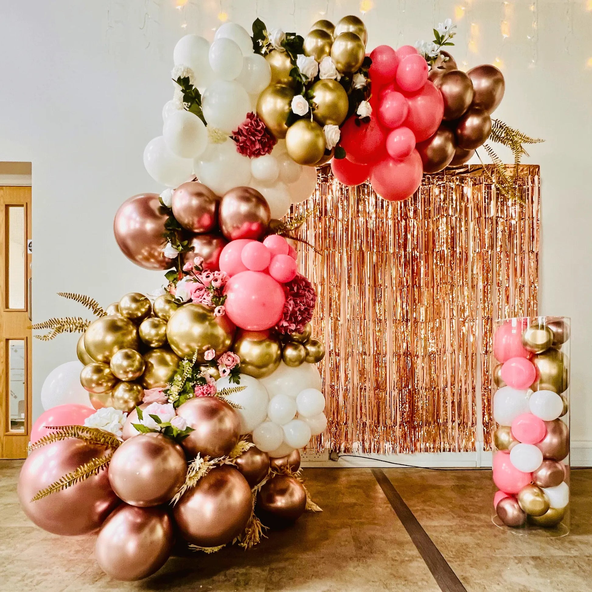 Organic Balloon Half Arch