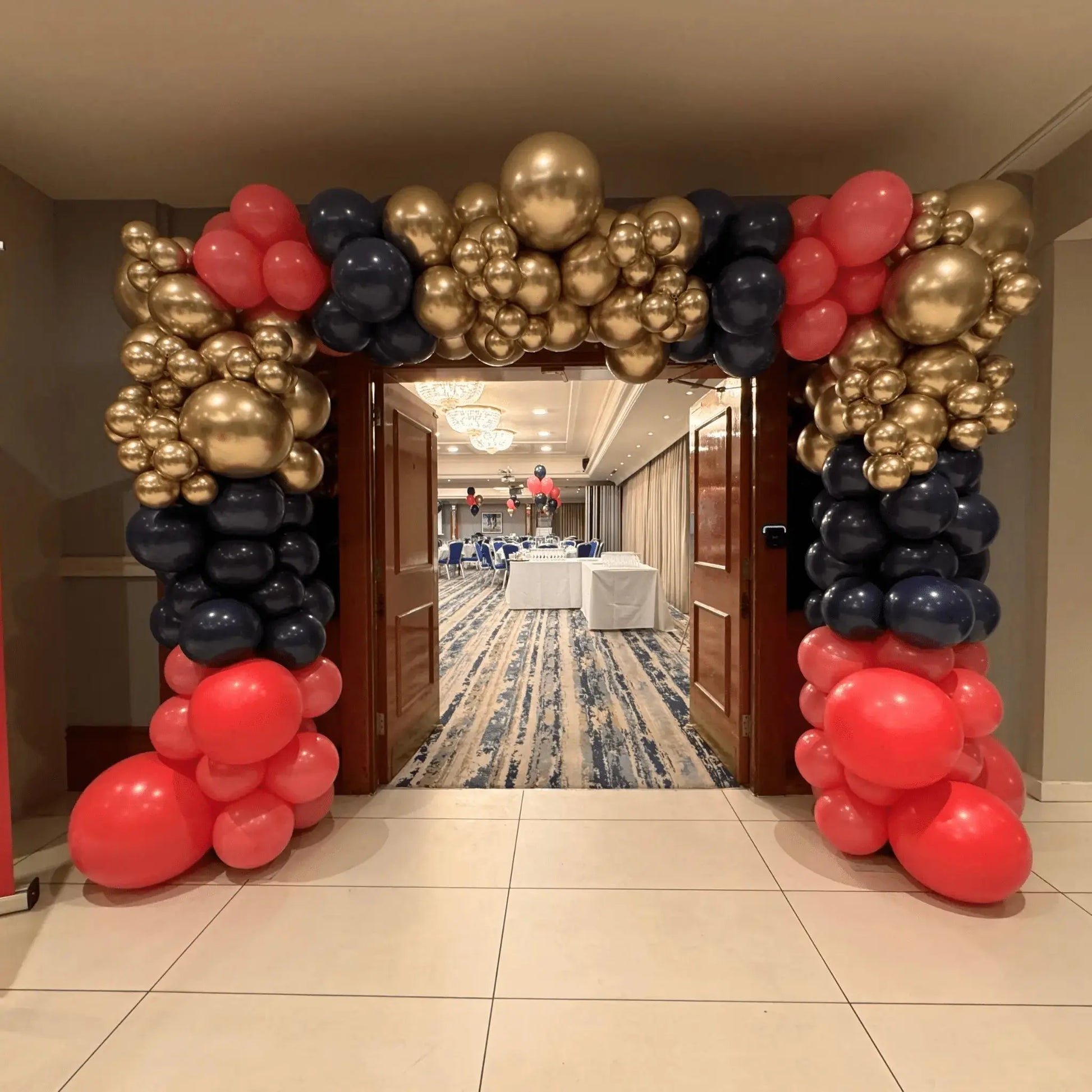 Organic Square Balloon Arch
