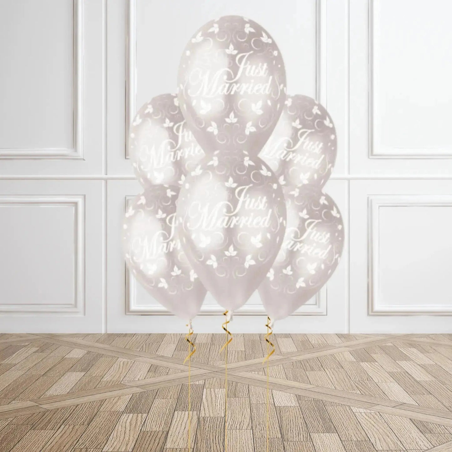 Pack of 6 Just Married Latex Balloons - Helium Option Available | The Party Hut