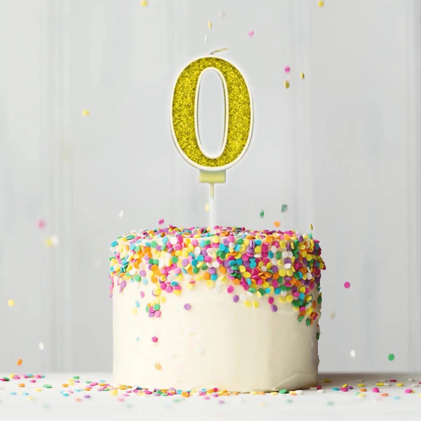 Sparkling Fizz No.0 Candle - 7.5cm Gold | The Party Hut